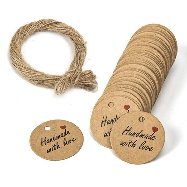 Handmade with love pahvimerkki. Merkin halk. 3 cm, paketissa n. 100 kpl